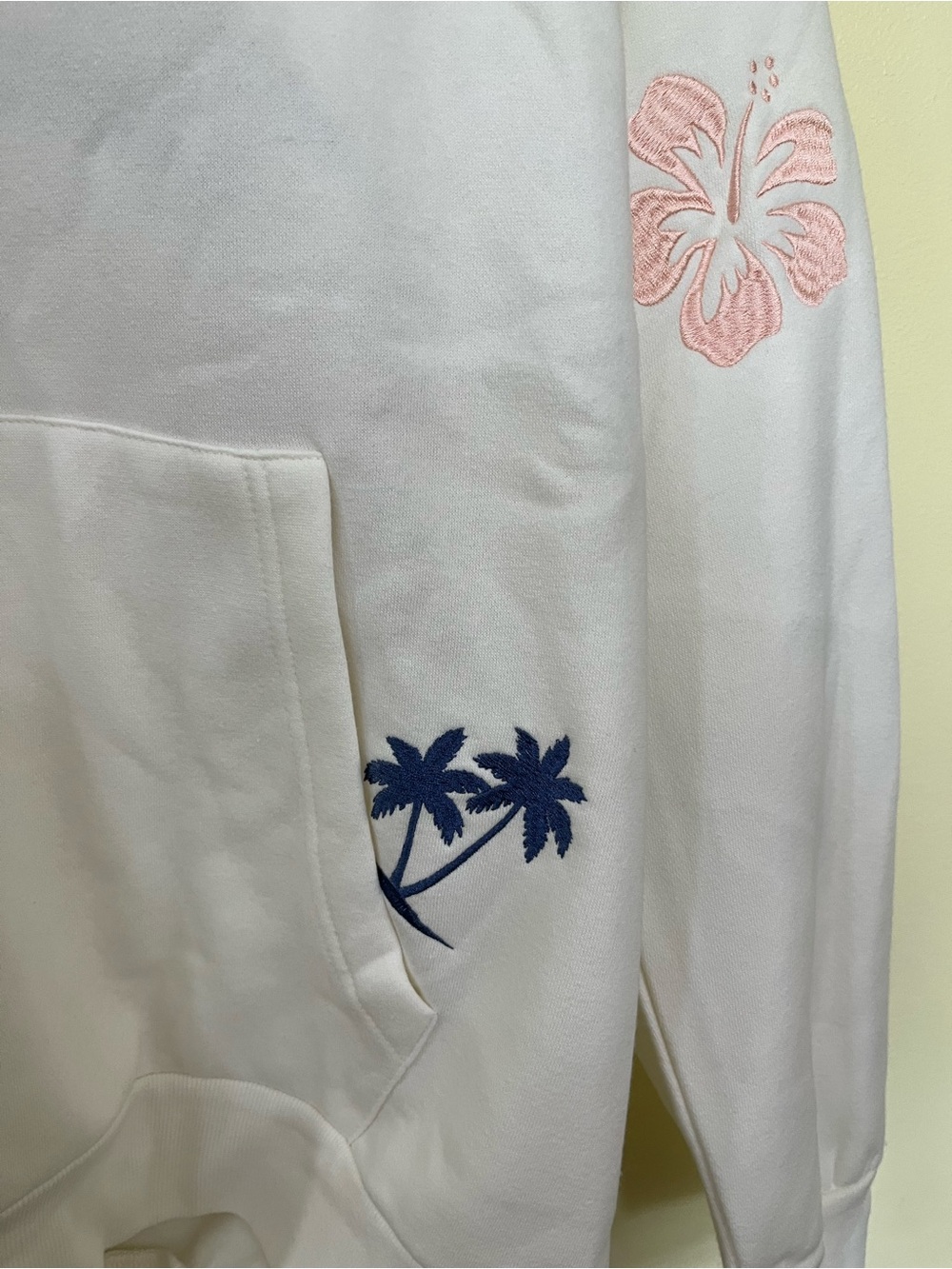 NEW Altar’d State White Chasing Sunsets Embroidered Hoodie Size Small NWT - Picture 5 of 9